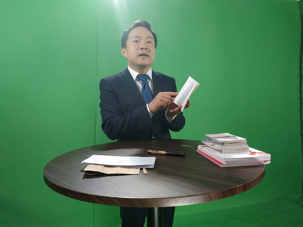 刘春华受邀到杭州录制视频课程：新经济时代营销突围的“8”大拐点