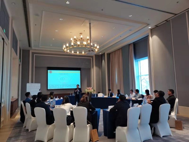 刘春华受邀参加某股份制商业银行产业供应链圆桌论坛